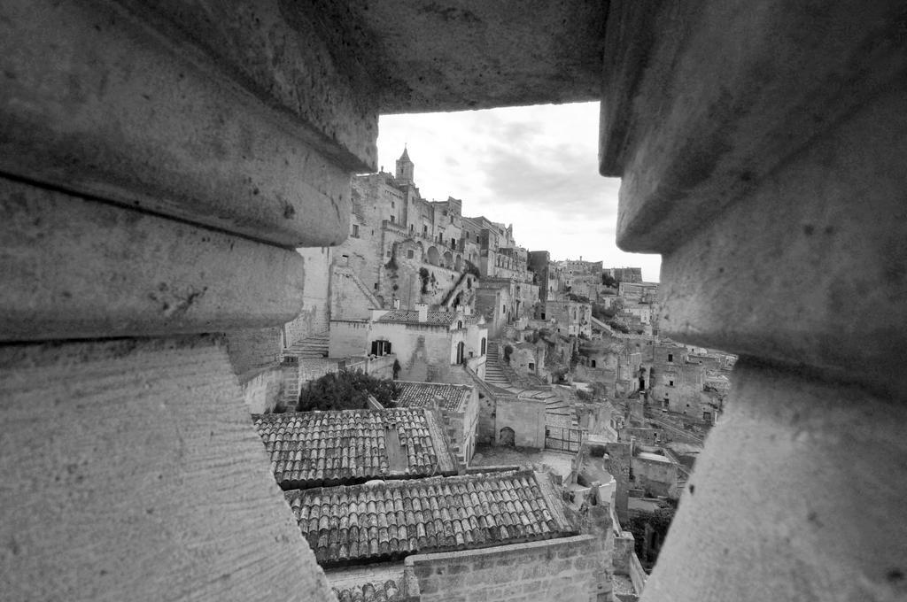 B&B "Lo Straniero" Matera Zewnętrze zdjęcie